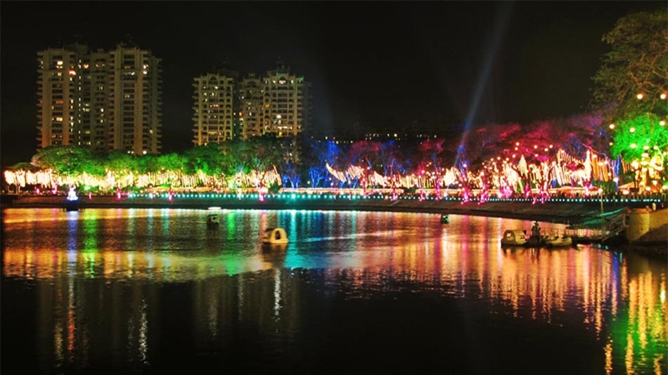 upvan lake night thane